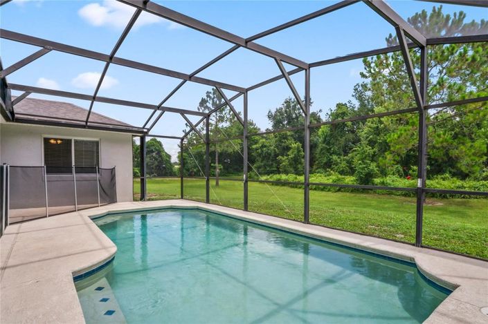 Image No.2-4 Bed House for sale