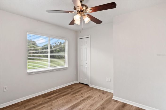 Image No.20-4 Bed House for sale