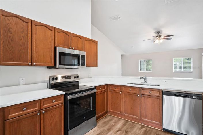 Image No.7-4 Bed House for sale