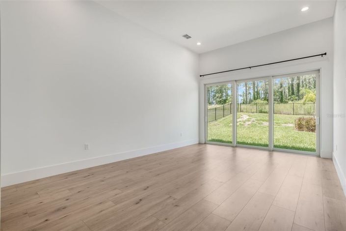 Image No.29-5 Bed House for sale