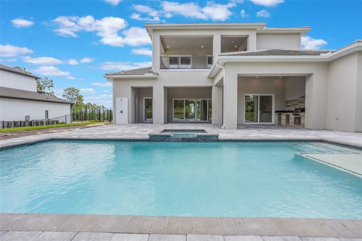 Image No.55-5 Bed House for sale