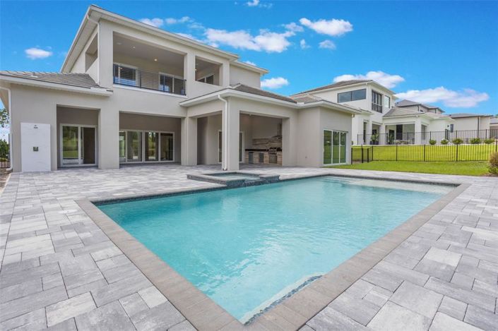 Image No.56-5 Bed House for sale