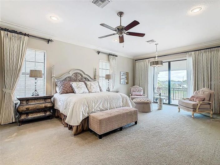 Image No.14-5 Bed Property for sale