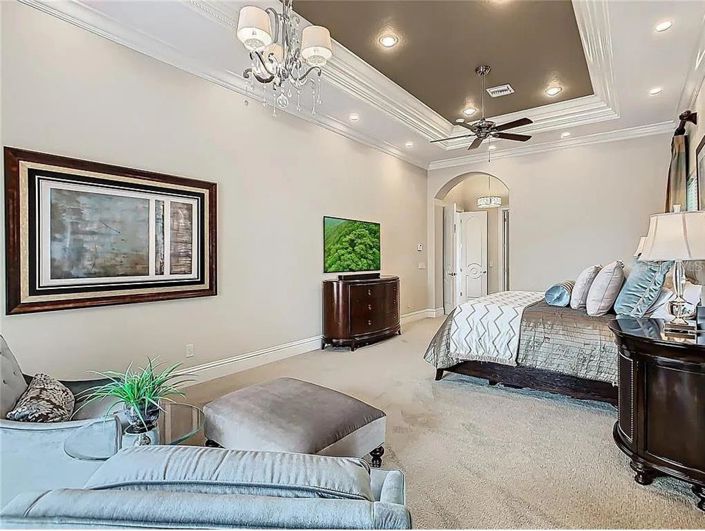 Image No.36-5 Bed House for sale