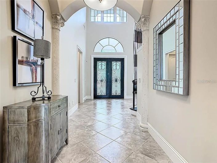 Image No.6-5 Bed House for sale