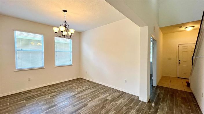 Image No.30-5 Bed House for sale