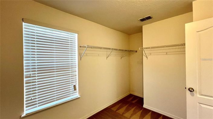 Image No.44-5 Bed House for sale