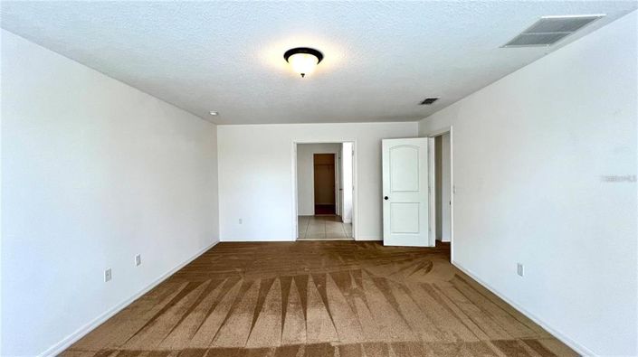 Image No.52-5 Bed House for sale