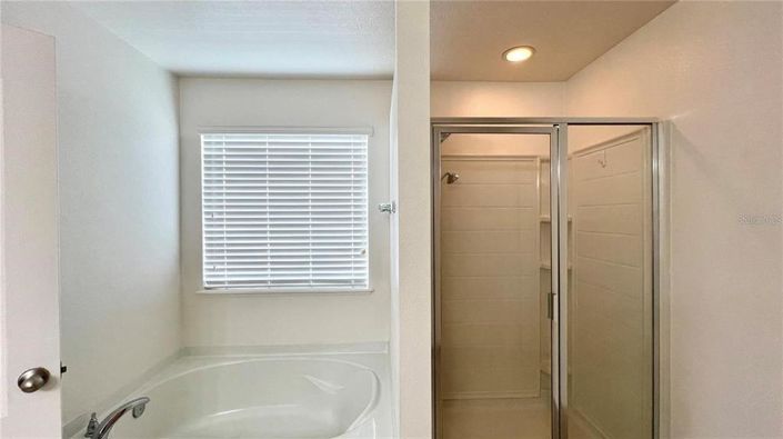 Image No.55-5 Bed House for sale