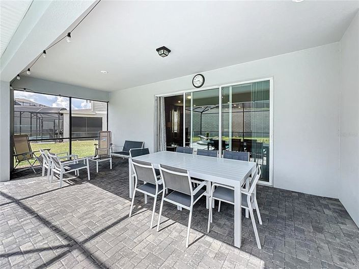 Image No.47-8 Bed Property for sale