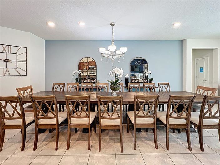 Image No.9-8 Bed House for sale