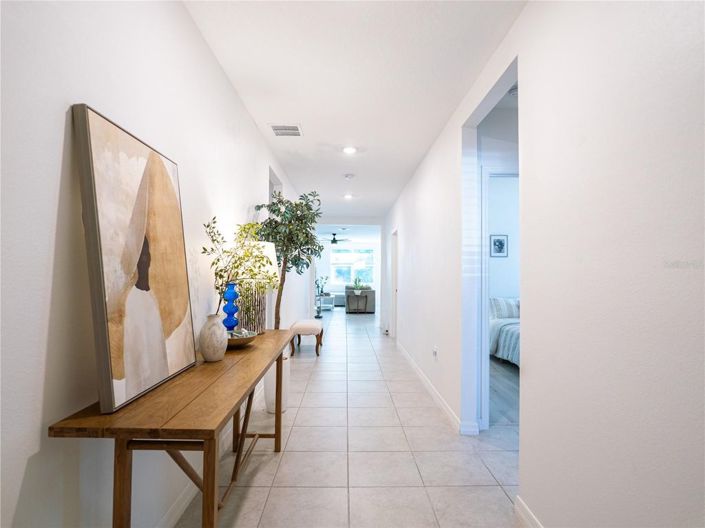 Image No.3-4 Bed House for sale