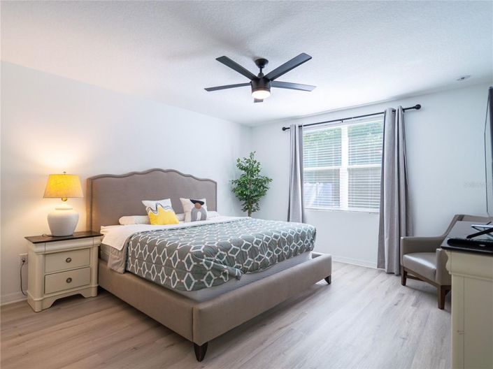 Image No.26-4 Bed House for sale