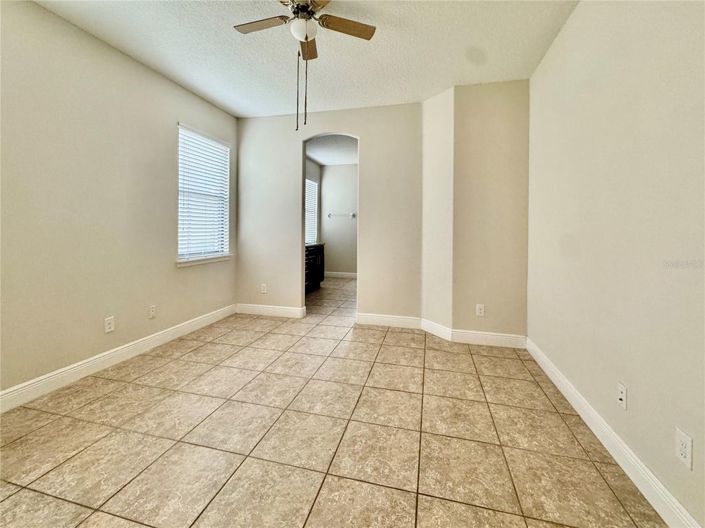 Image No.14-4 Bed Townhouse for sale