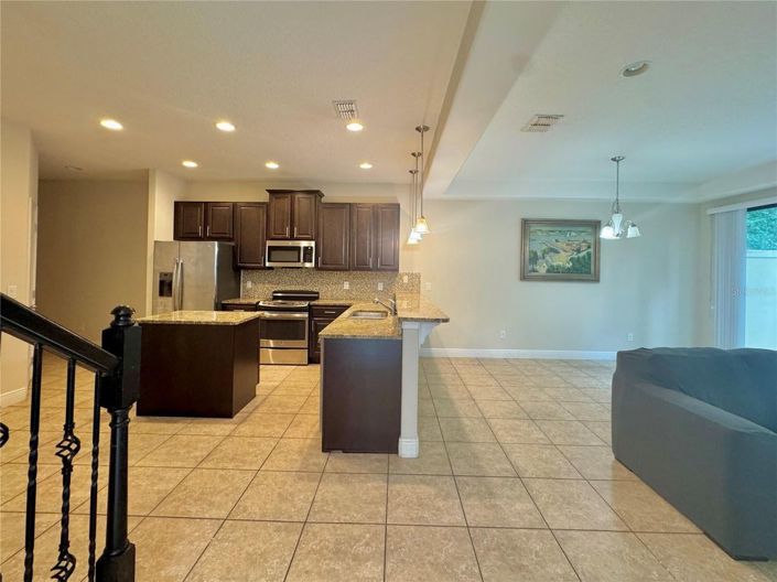 Image No.9-4 Bed Townhouse for sale