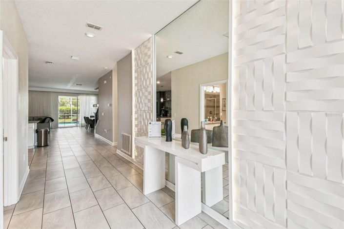 Image No.13-9 Bed House for sale