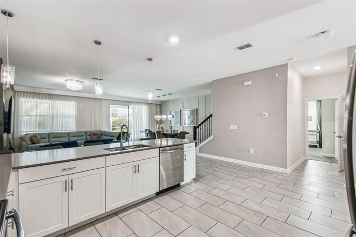 Image No.17-9 Bed House for sale