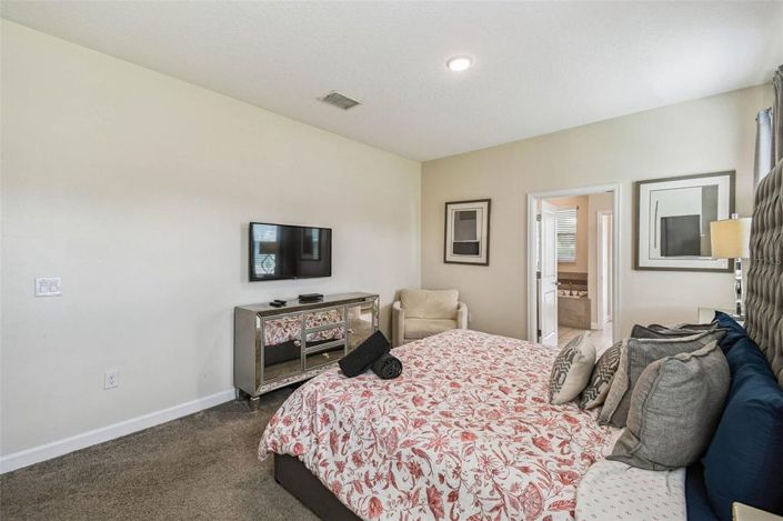 Image No.28-9 Bed House for sale