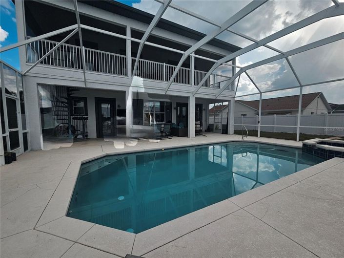 Image No.11-5 Bed House for sale