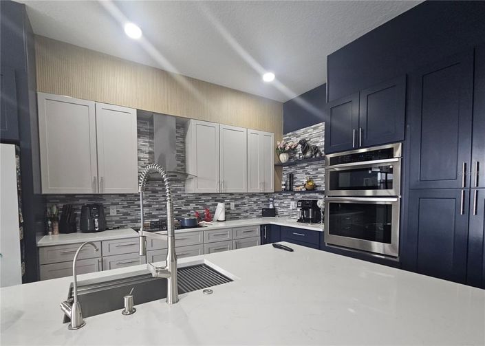 Image No.13-5 Bed House for sale