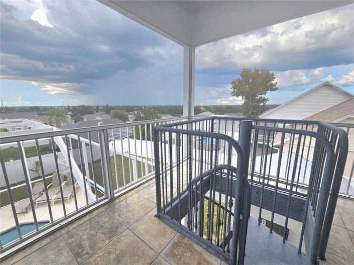 Image No.27-5 Bed House for sale