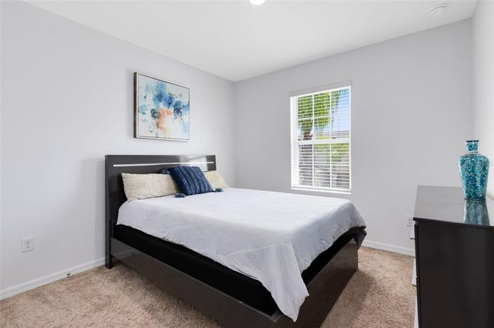 Image No.19-3 Bed Townhouse for sale