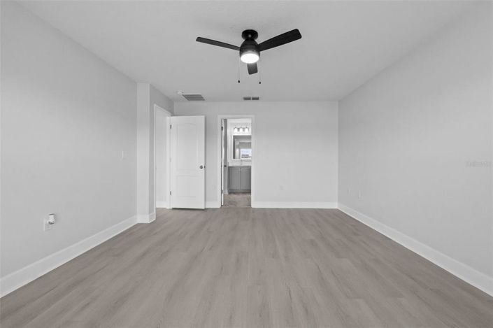 Image No.50-Propriété de 4 chambres à vendre à Davenport