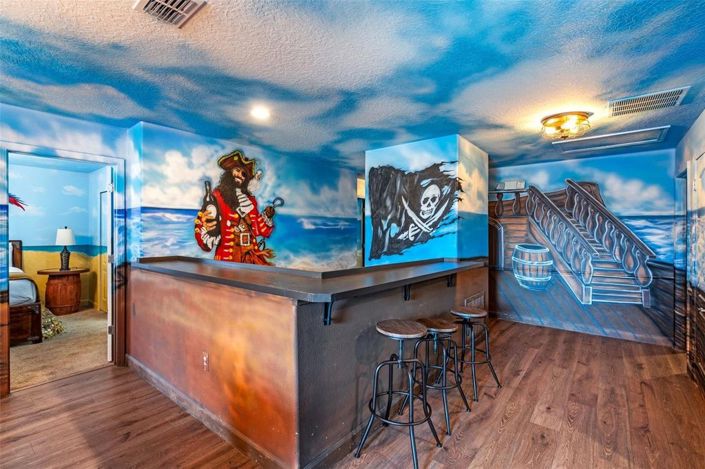 Image No.10-9 Bed House for sale