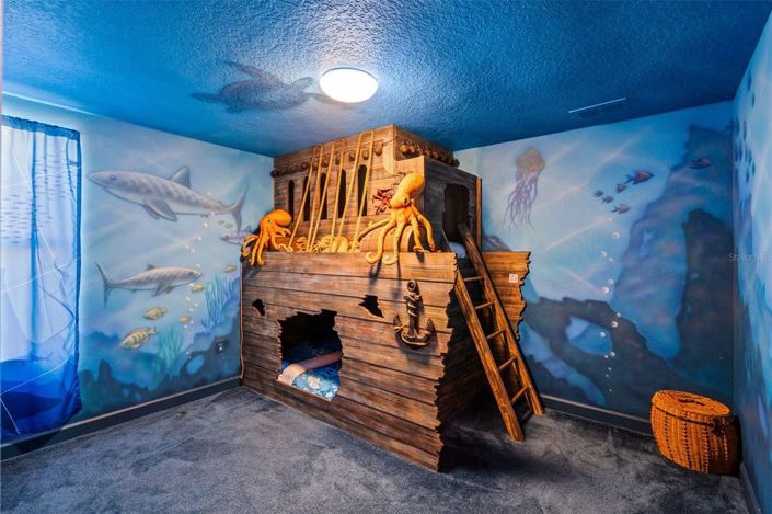 Image No.17-9 Bed House for sale