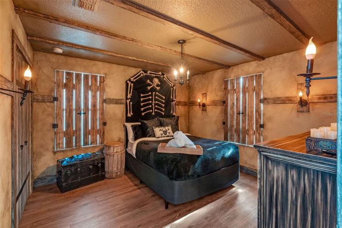 Image No.23-9 Bed House for sale