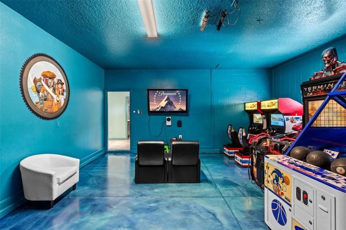 Image No.36-9 Bed House for sale