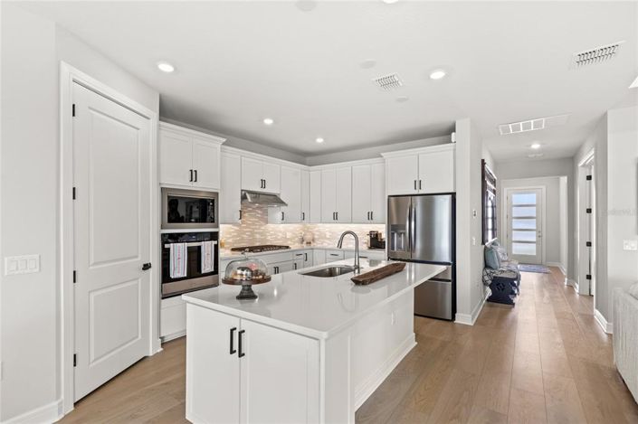 Image No.10-2 Bed House for sale