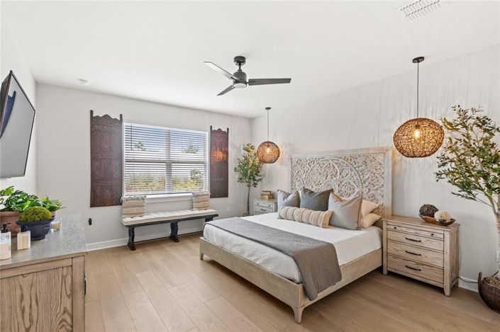 Image No.12-2 Bed House for sale