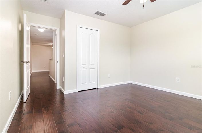 Image No.15-3 Bed Townhouse for sale