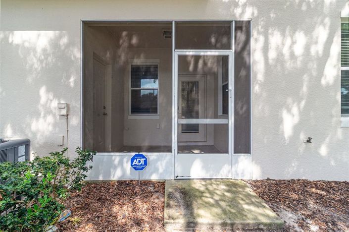 Image No.24-3 Bed Townhouse for sale