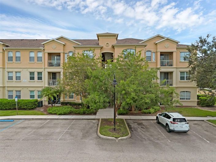 Image No.21-3 Bed Townhouse for sale