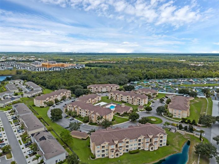 Image No.30-3 Bed Townhouse for sale