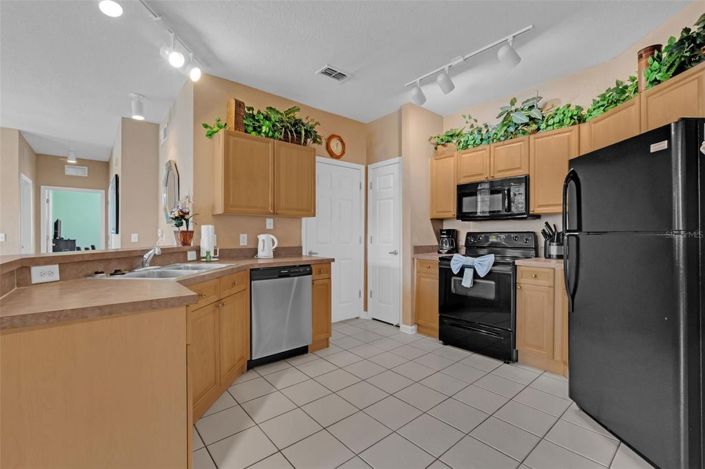 Image No.4-3 Bed Townhouse for sale