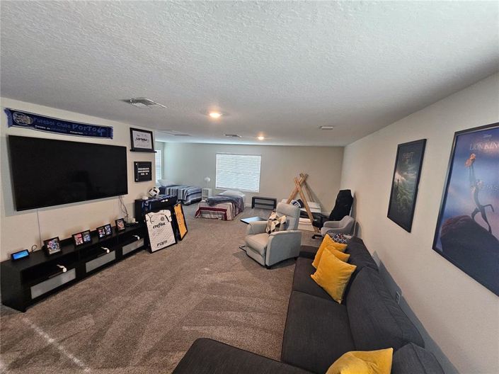 Image No.19-4 Bed House for sale