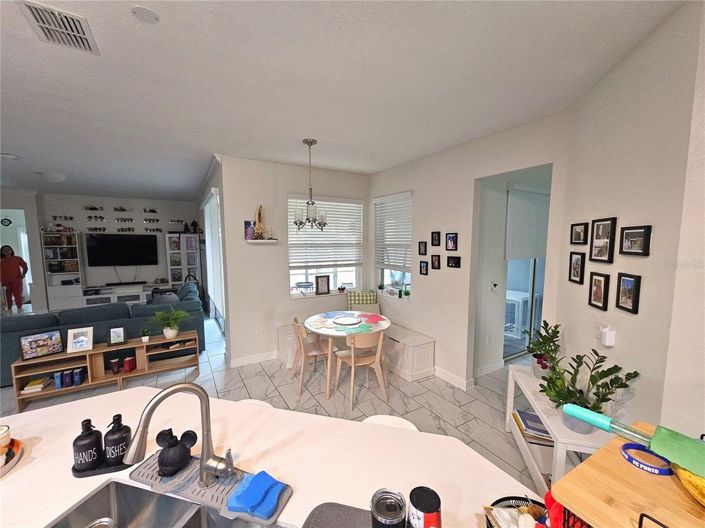 Image No.6-4 Bed House for sale