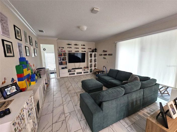 Image No.7-4 Bed House for sale