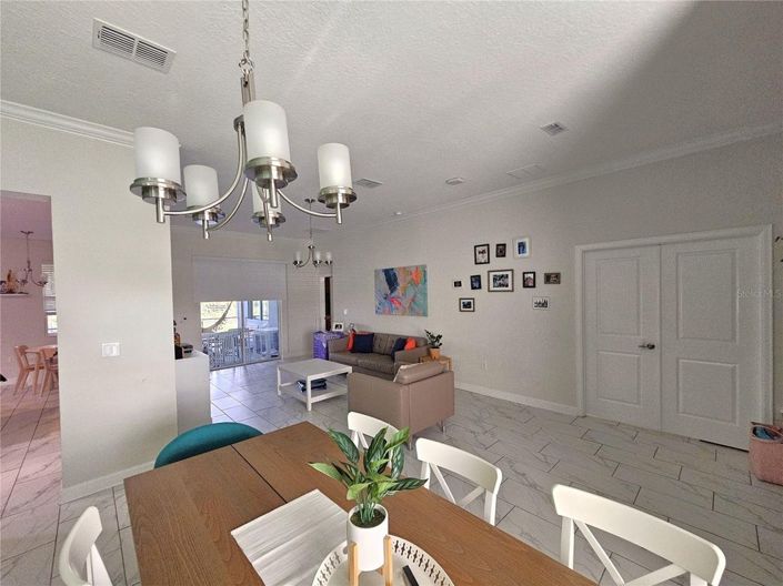 Image No.8-4 Bed House for sale