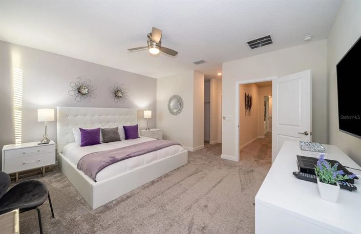 Image No.10-6 Bed Property for sale