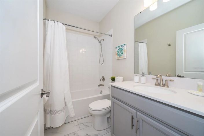 Image No.15-6 Bed House for sale