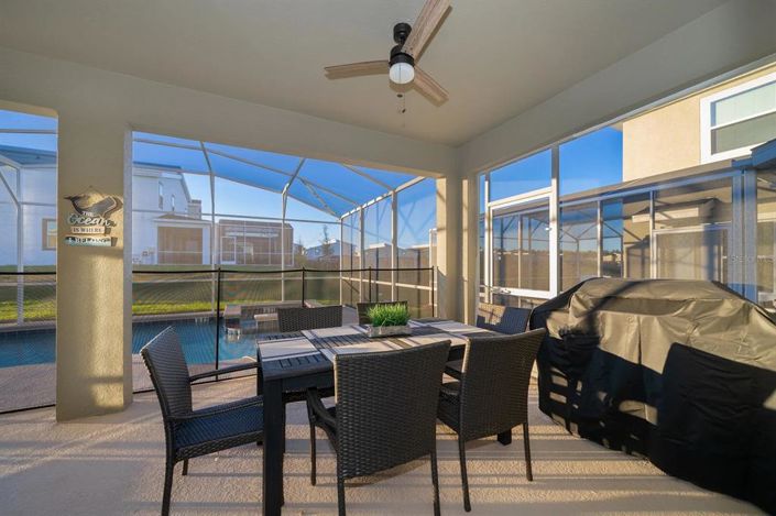 Image No.25-6 Bed Property for sale