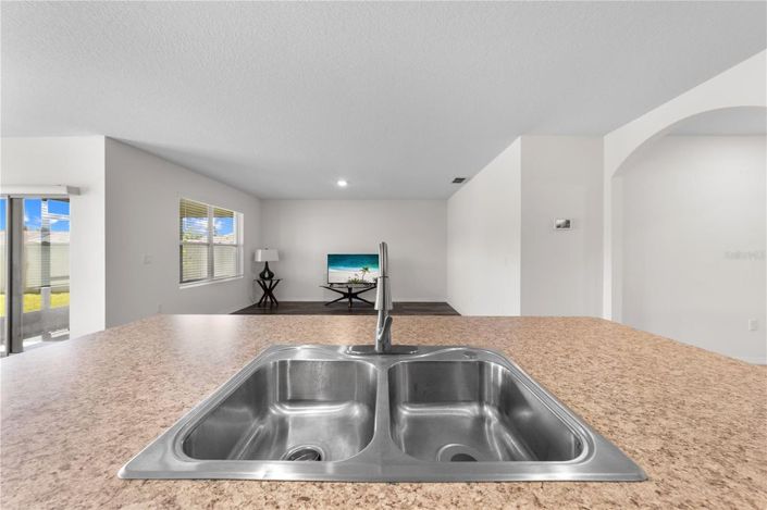 Image No.20-3 Bed House for sale