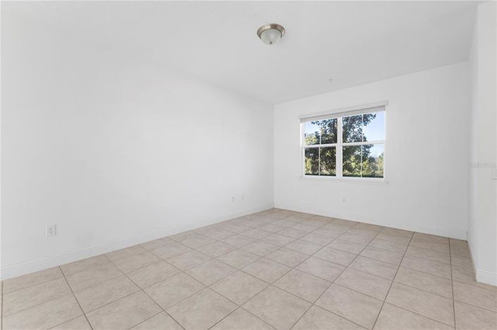 Image No.10-3 Bed Townhouse for sale