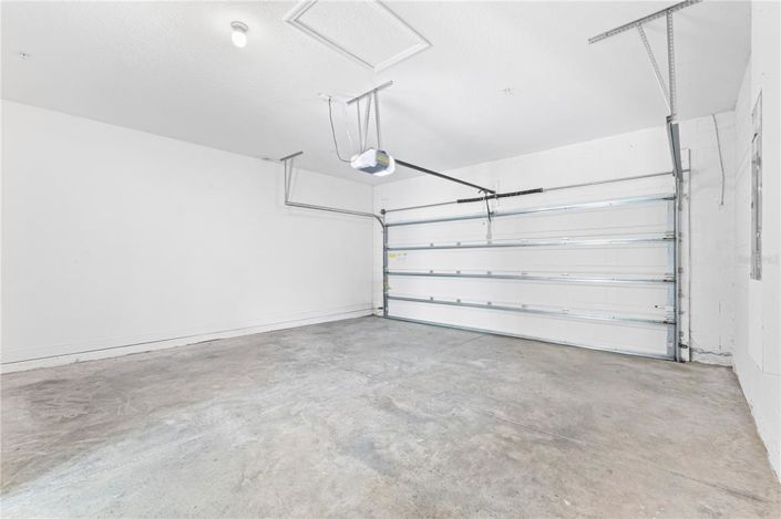 Image No.24-3 Bed Townhouse for sale