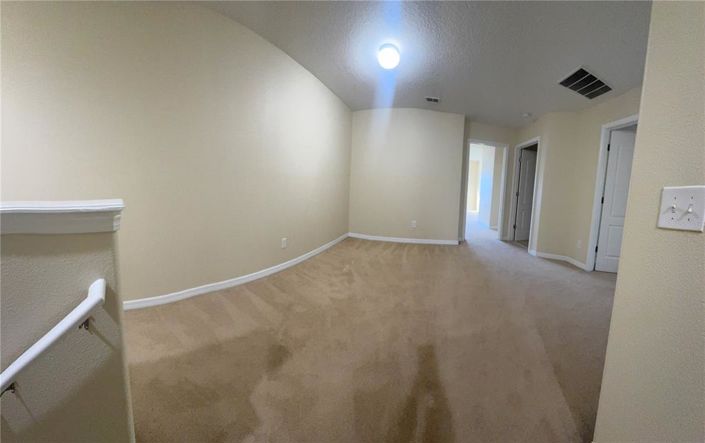 Image No.14-3 Bed Townhouse for sale