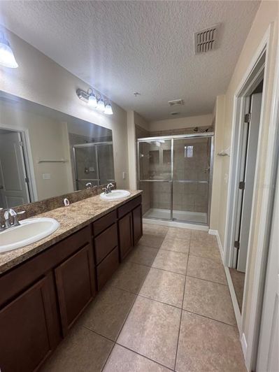 Image No.23-3 Bed Townhouse for sale